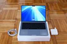 Macbook Pro 14-Inch M2 16GB 1TB SSD 12-Core CPU 19-Core GPU