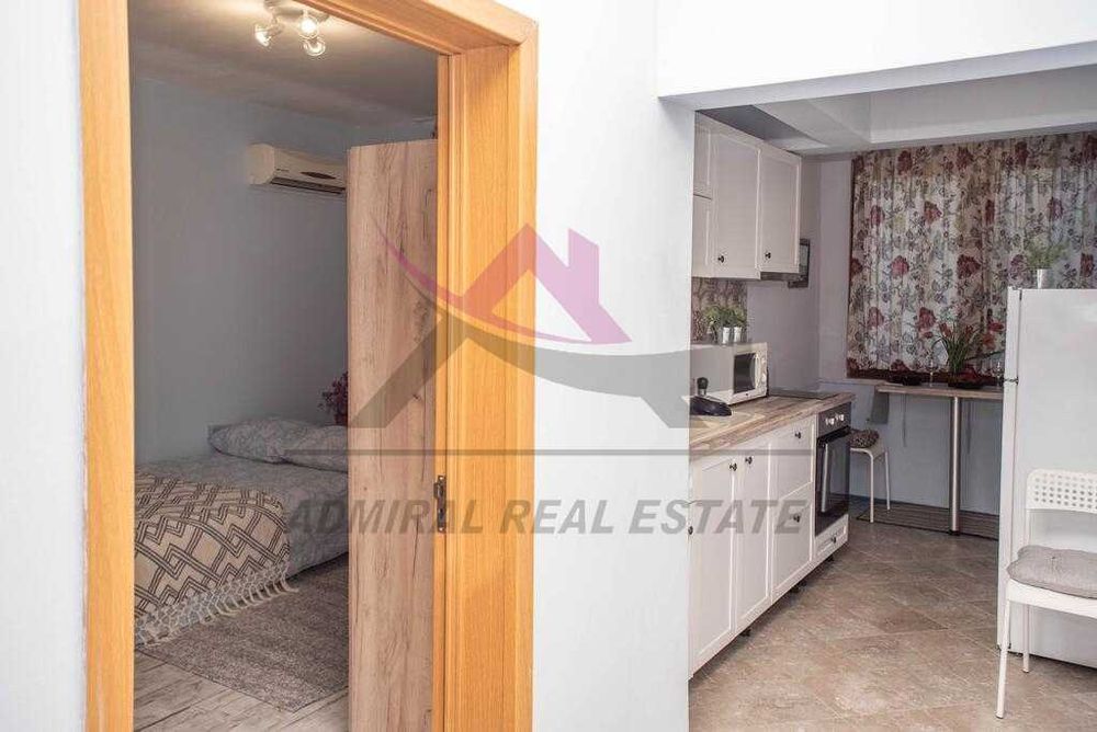 Дава се под наем Тристаен апартамент в Варна, Гръцка махала - 68 кв.м за 550 € - Снимка #3