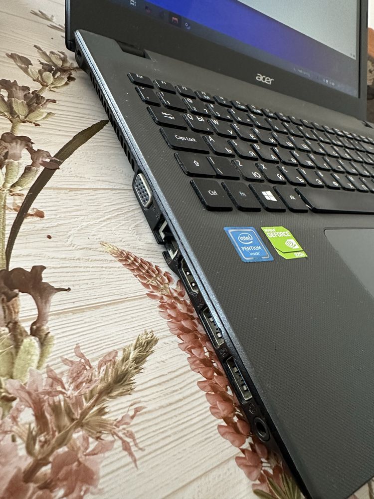 Лаптоп Acer E5-532G