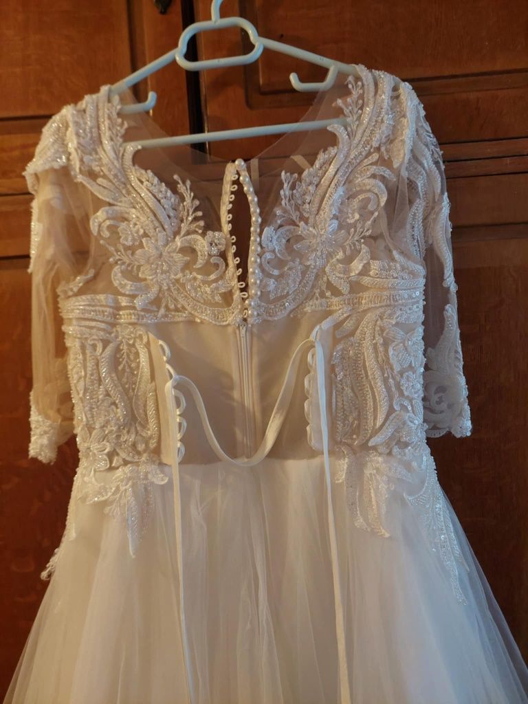 Vând Rochie de mireasa