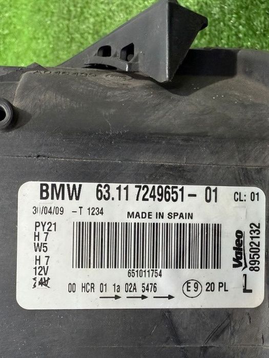 Far uk stanga 2009 bmw seria 1 lci 118d e87 2.0 diesel cod oem 63117249651 63117193389 2005-2013