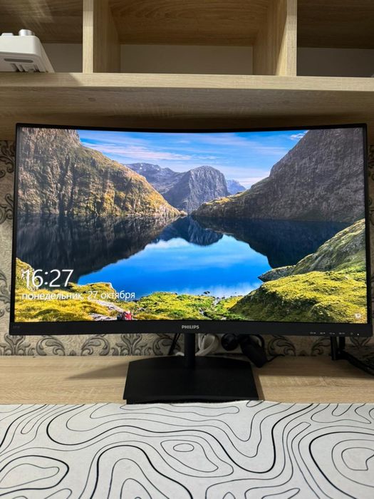 Продаю новый компьютер Подойдёт для работы, учёбы и игр.