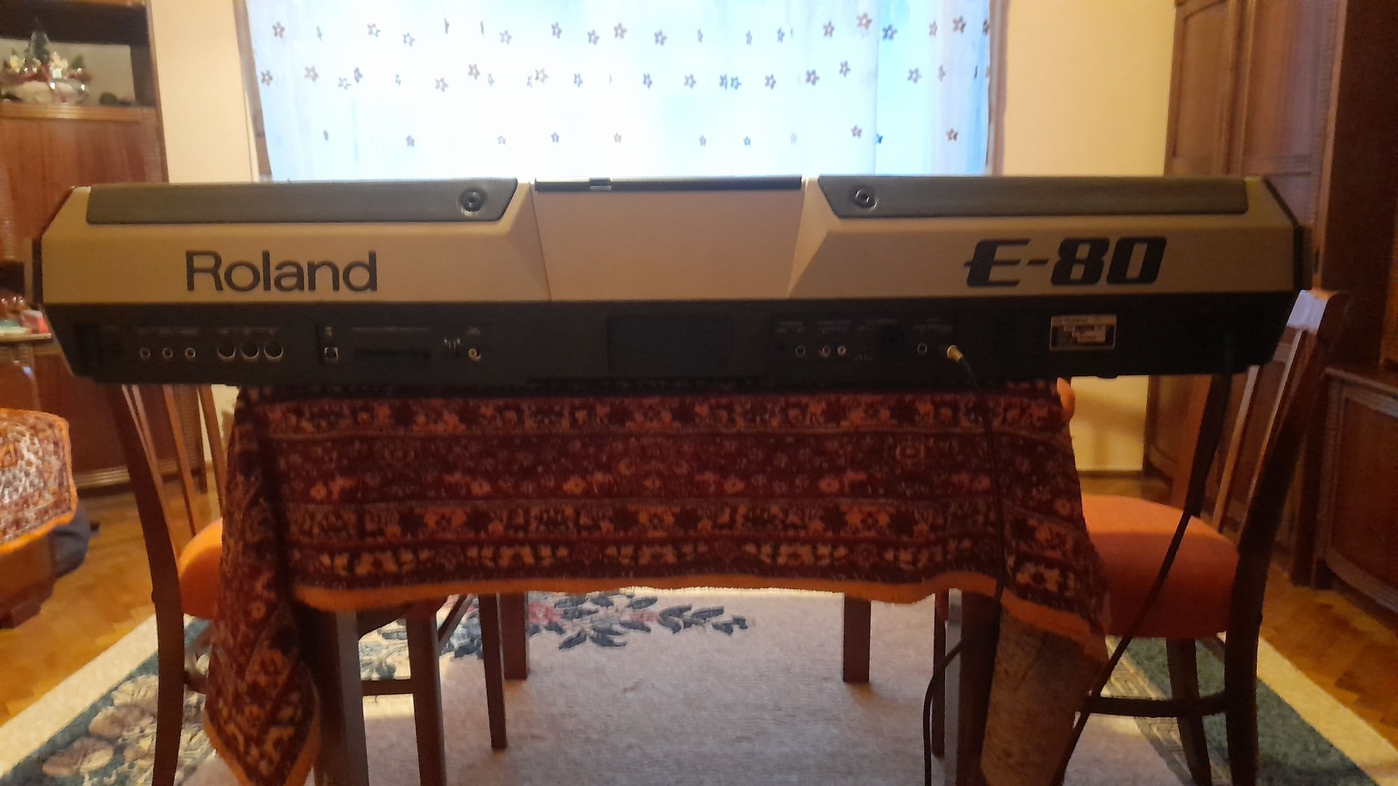 Vand orga Roland E-80