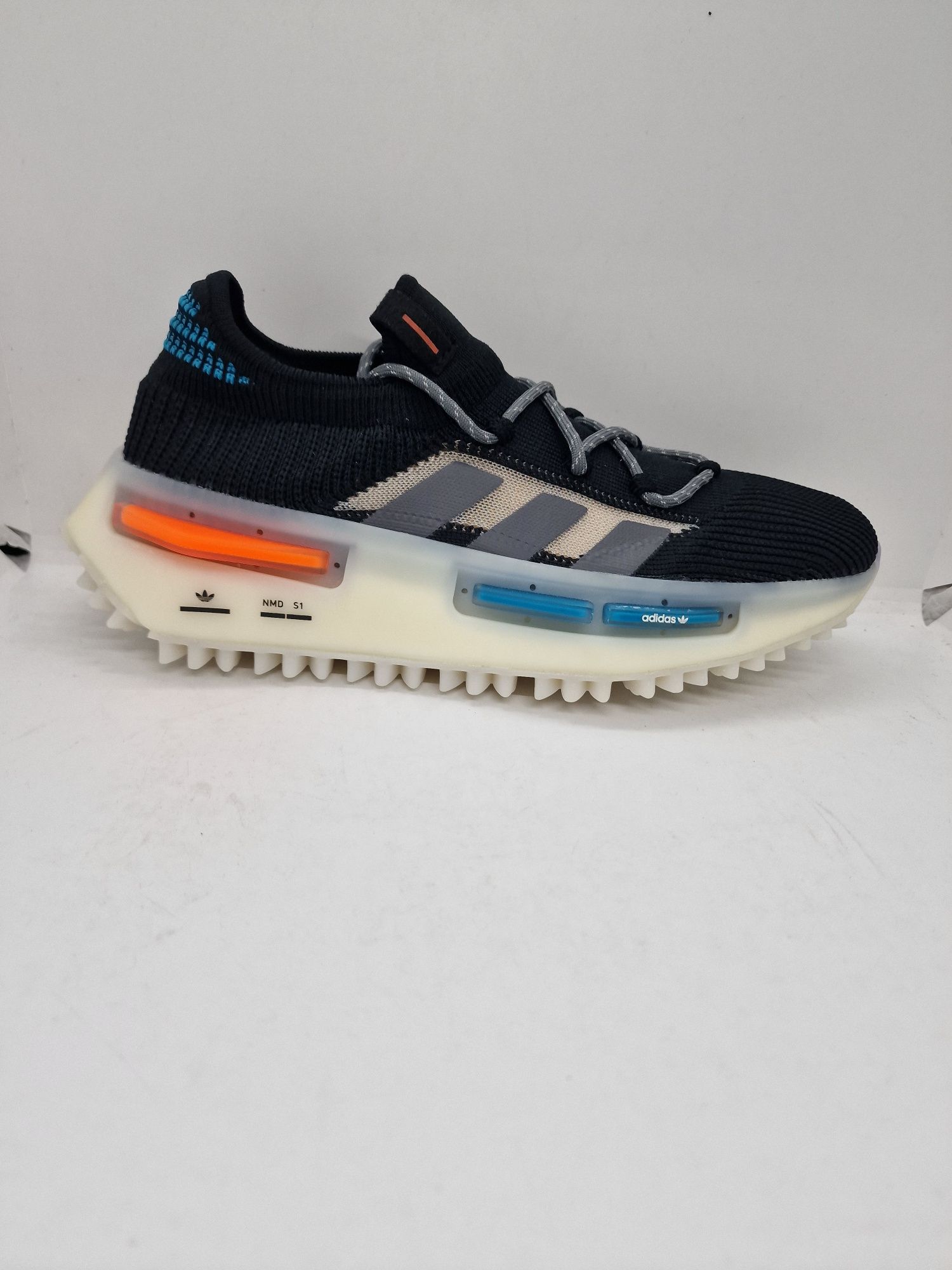 Adidas NMD S1 FZ5706 nr. 39 1/3,40 2/3,41 1/3 fit 1/2 de nr mai mare