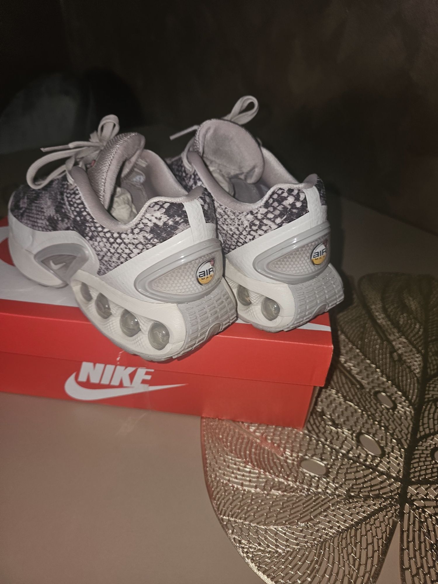 Найк air max DN.