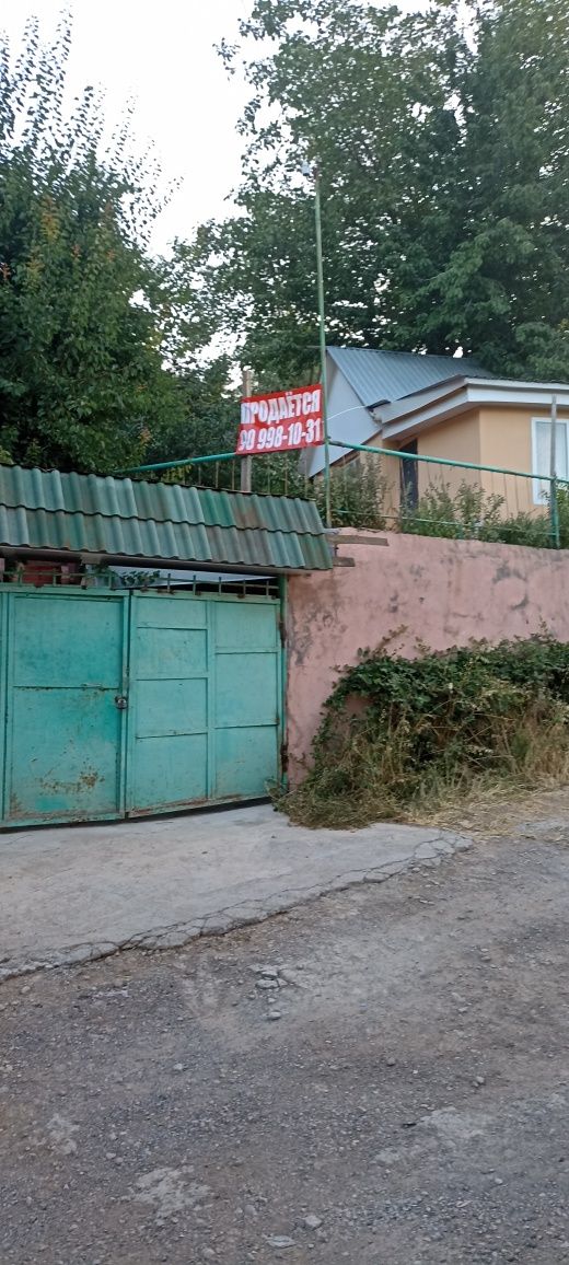Продается дача в поселке Чарвак