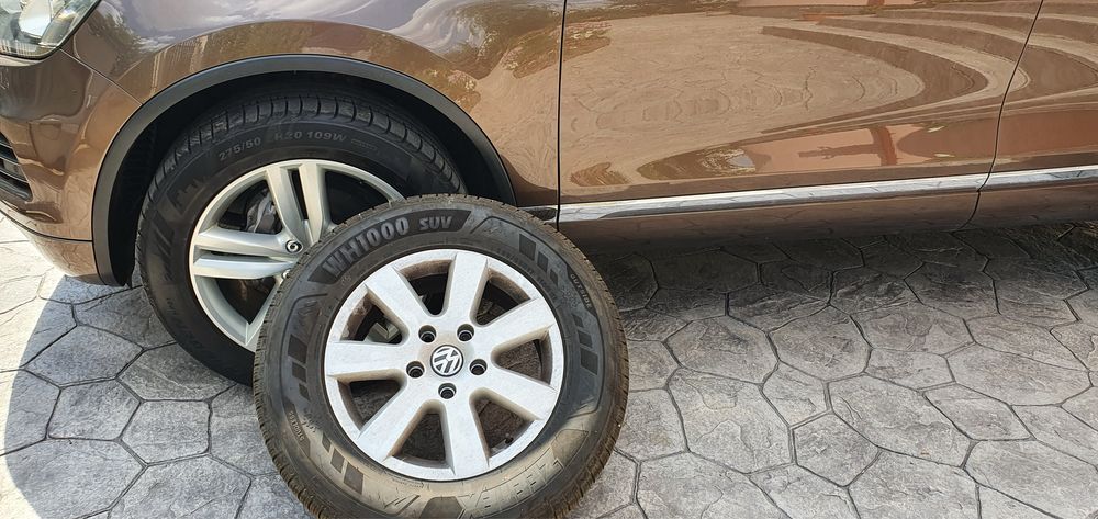 VW Touareg masina personala ingrijita