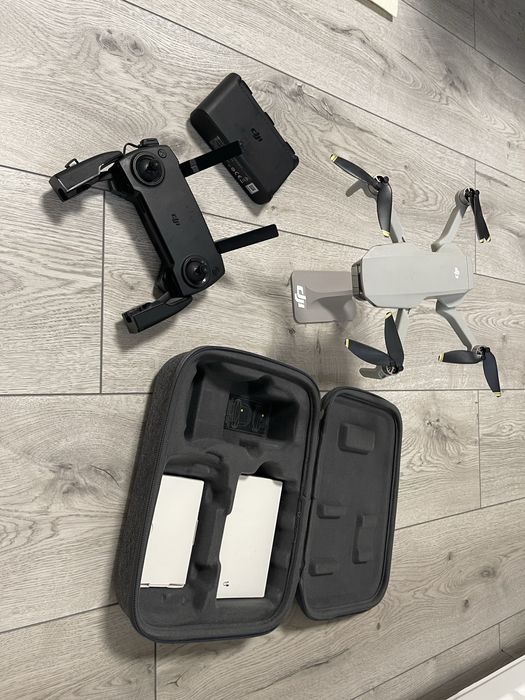DJI Mavic Mini Fly More Combo