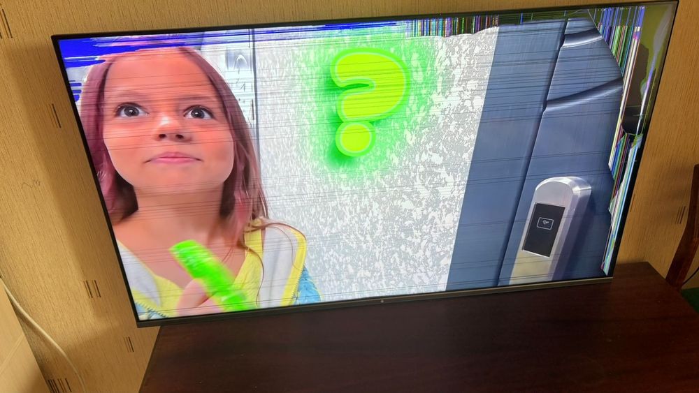 Смарт телевизор.