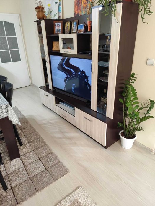 Продавам секция без забележки