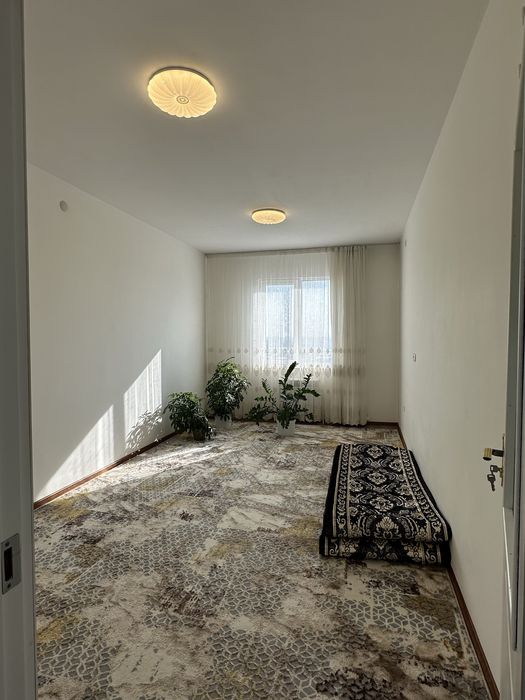 SROCHNO!!!  Ibn Sino 1 da  3 xona Novostroka sotiladi!! MAKLER EMASMAN