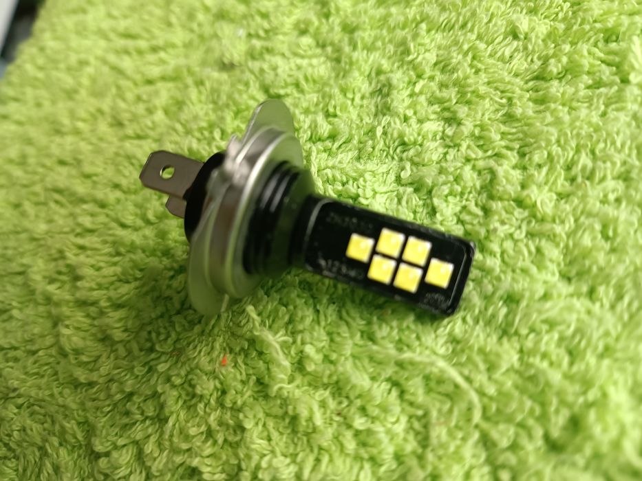 Becuri auto H1 H3 HB