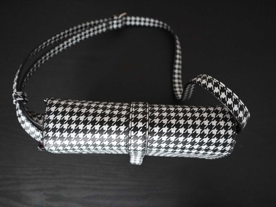 Poseta Geanta de umar alb-negru