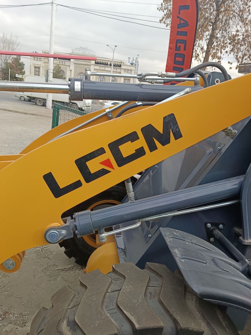 Новый Фронтальный погрузчик LGCM/LG928