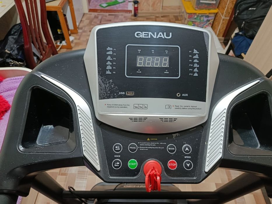 Беговая дорожка GENAU