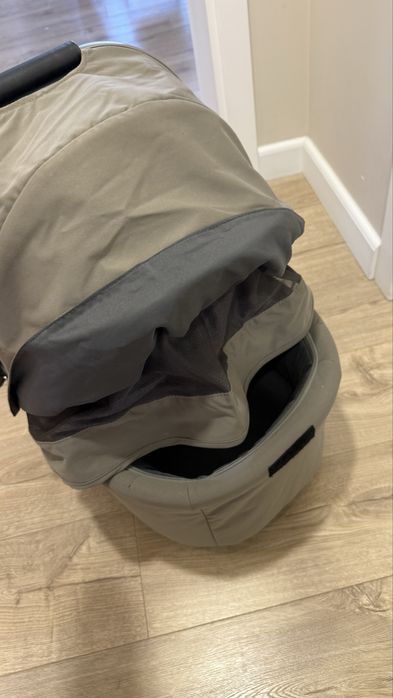 Кош за новородено на mamas and papas