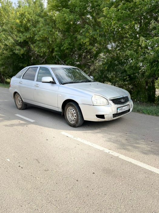 Приора хэтчбек на ходу