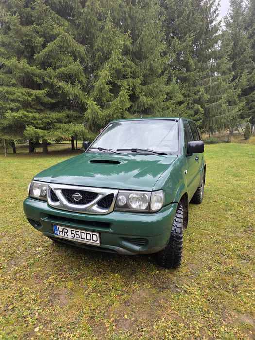 Nissan Terrano II