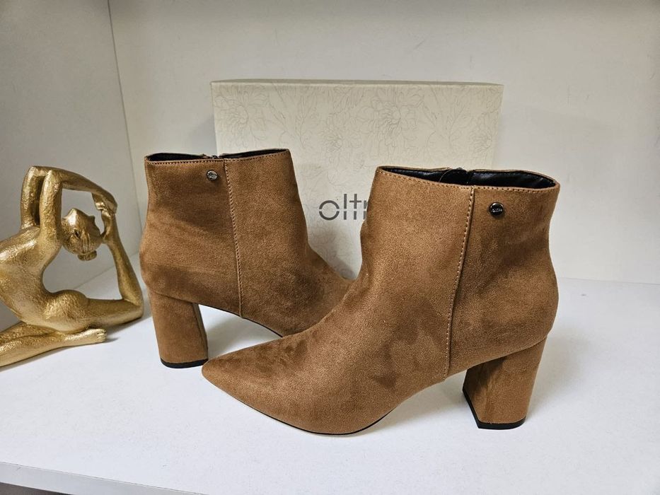 Botine dama piele intoarsa