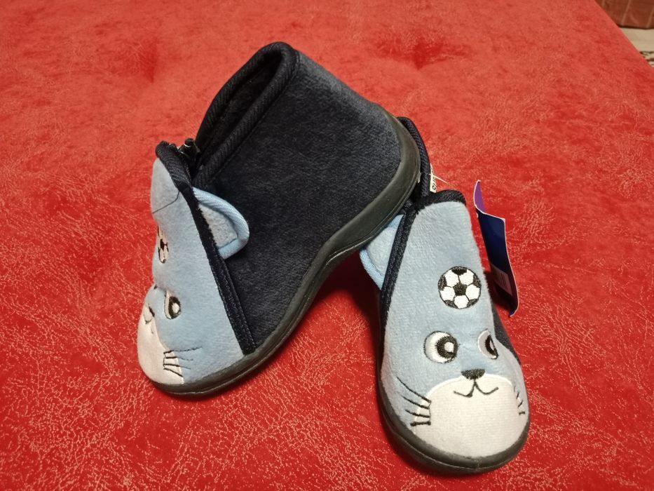Детские тапочки для дома и садика
