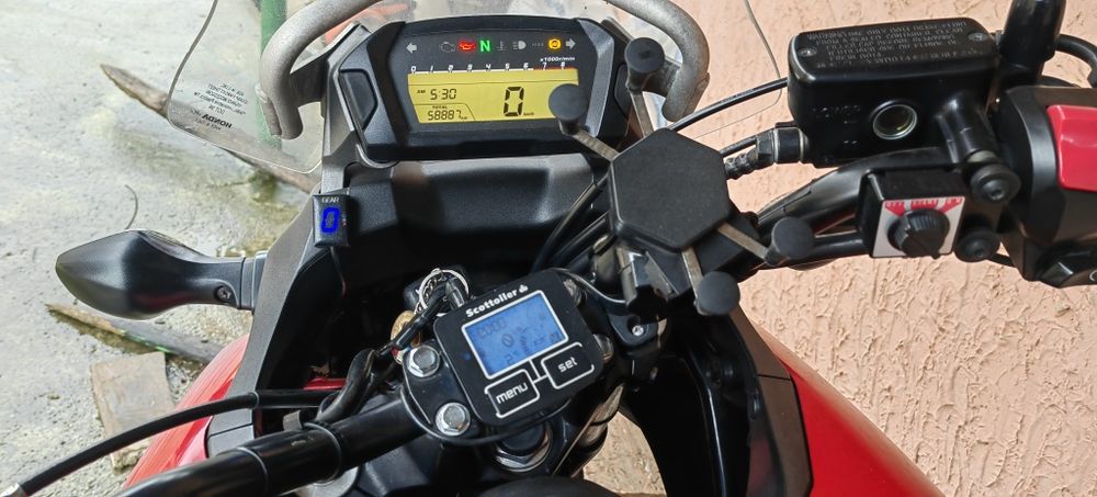 Vând morocicletă Honda