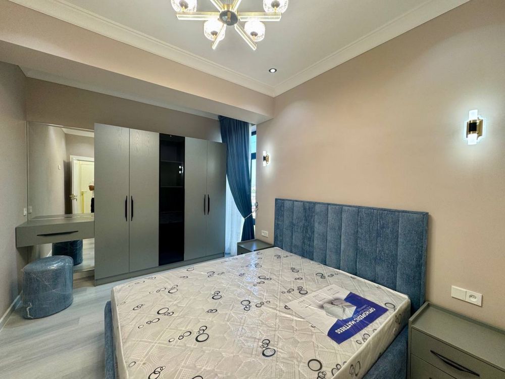 Продается 2х комнатная кв. 61м2. Титова.