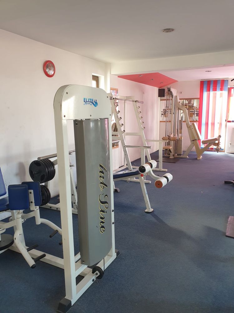 Vand  sau schimb cu auto aparate sala fitness