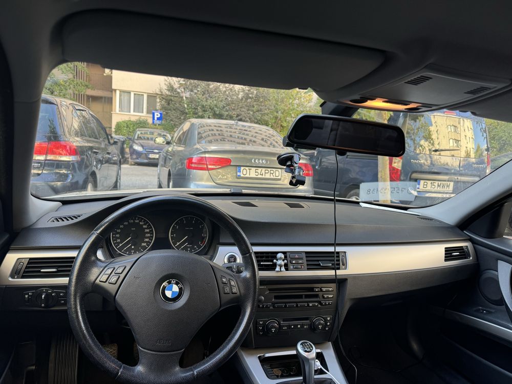 Vand BMW Seria 3 Gri 2005 Benzina