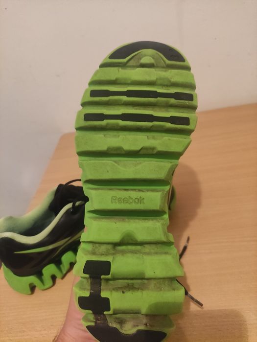 Adidași marca reebok