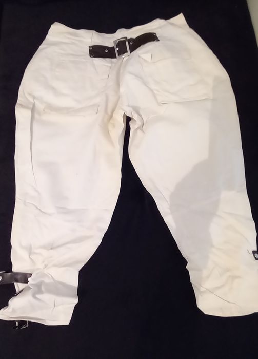 Pantaloni 3/4 damă noi