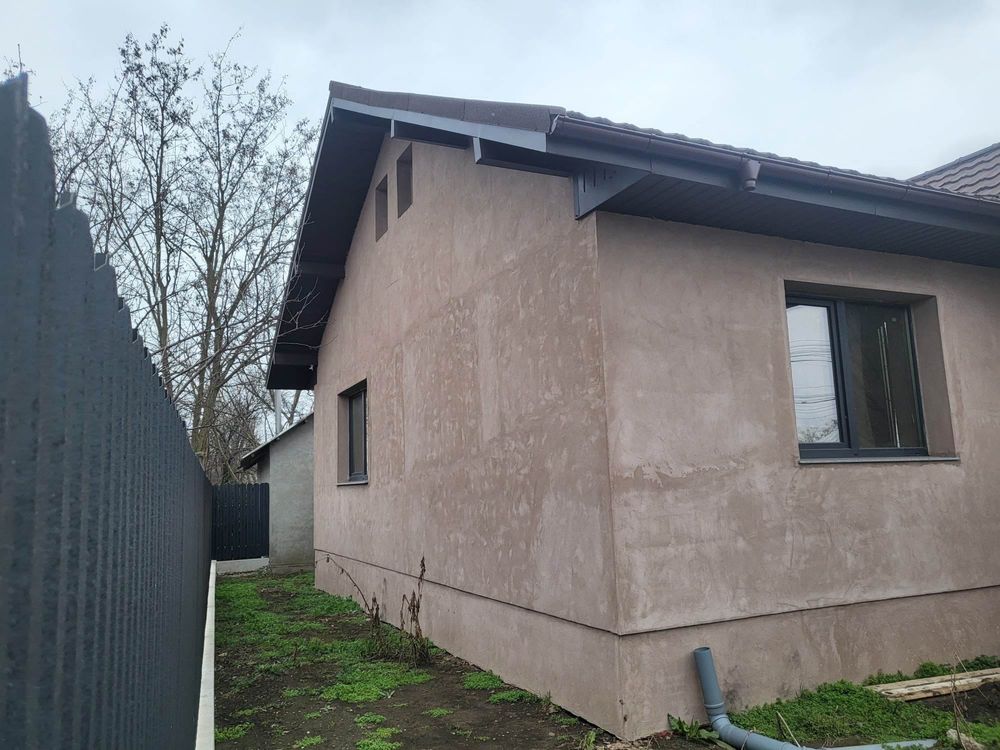 Casa de vanzare comuna Perieti