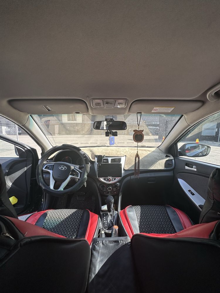 Hyundai Accent 2013 родной окрас 90%