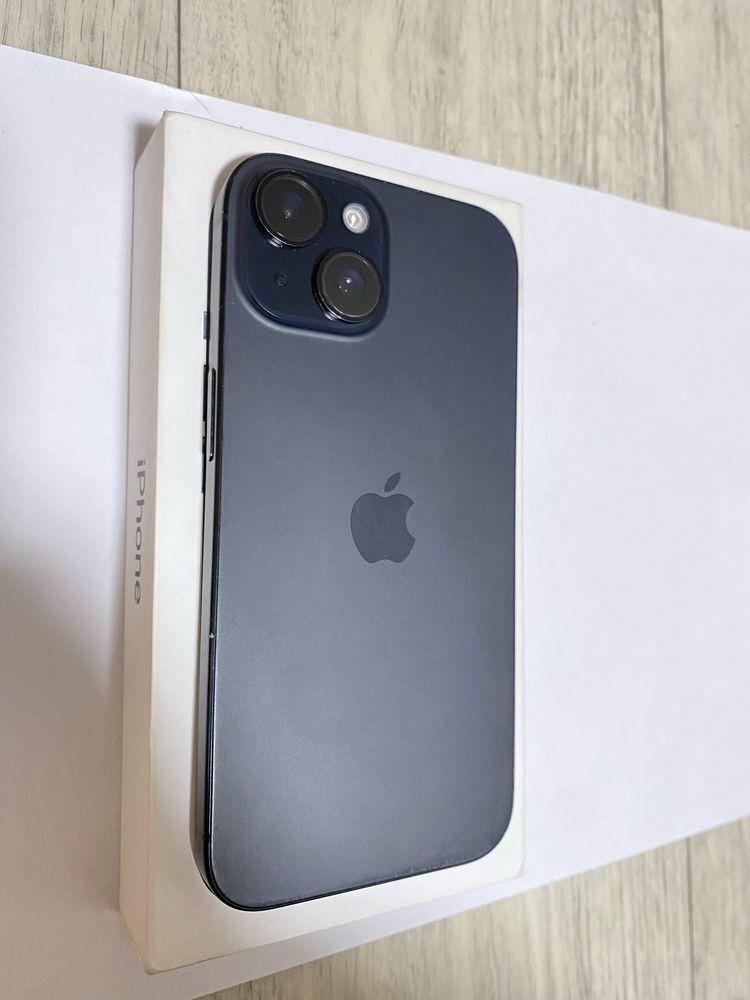 Iphone 15 - 128gb