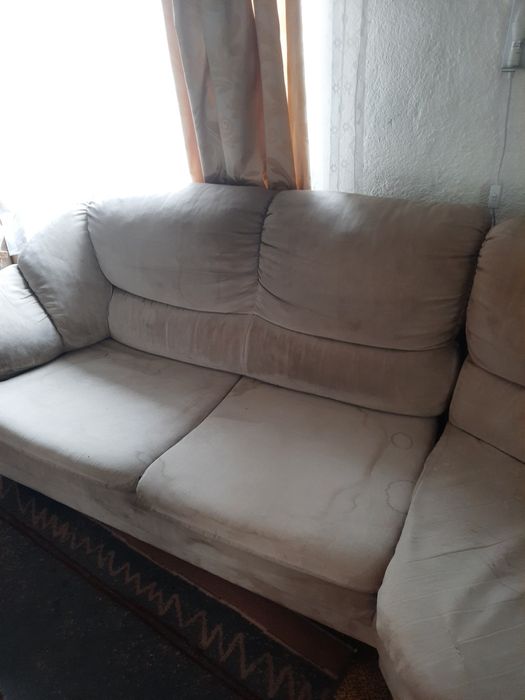 Ъглов диван разтягане се на спалня