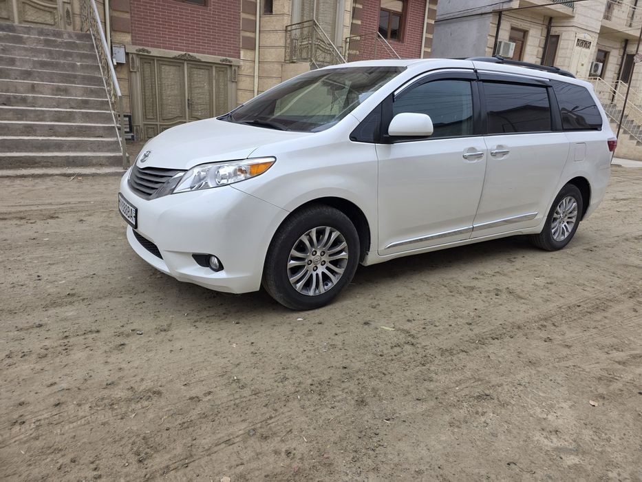 Toyota Sienna 2017