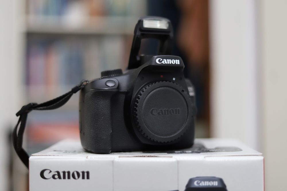 Body dslr Canon 4000d