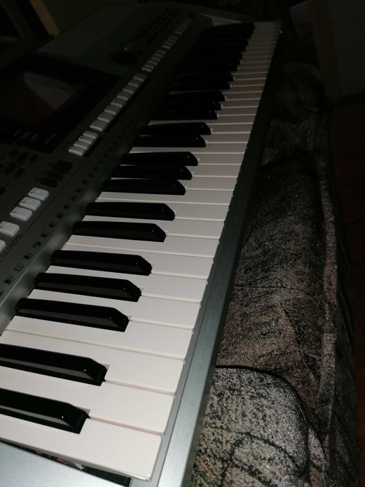 Orga Yamaha PSR S 900