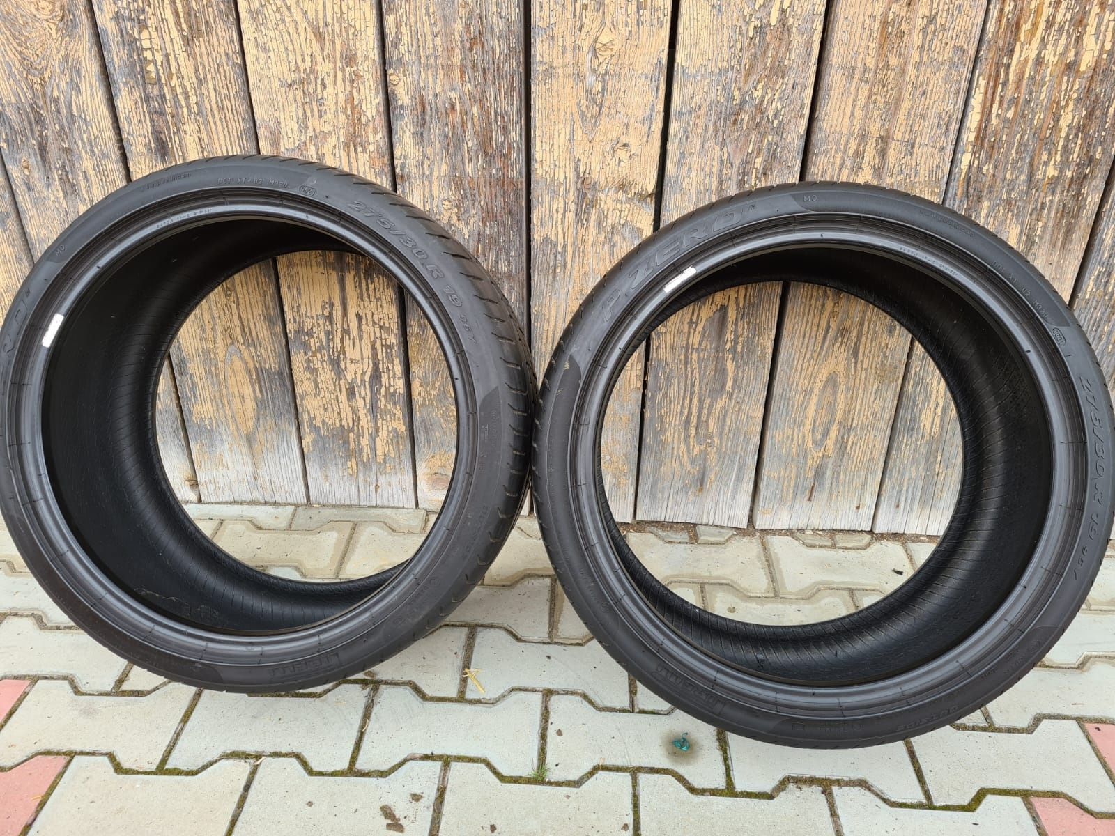 Pirelli 275 35 19