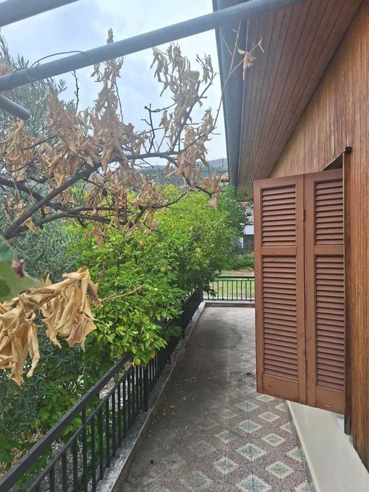 Къща на 300 метра от плажа - Аспровалта