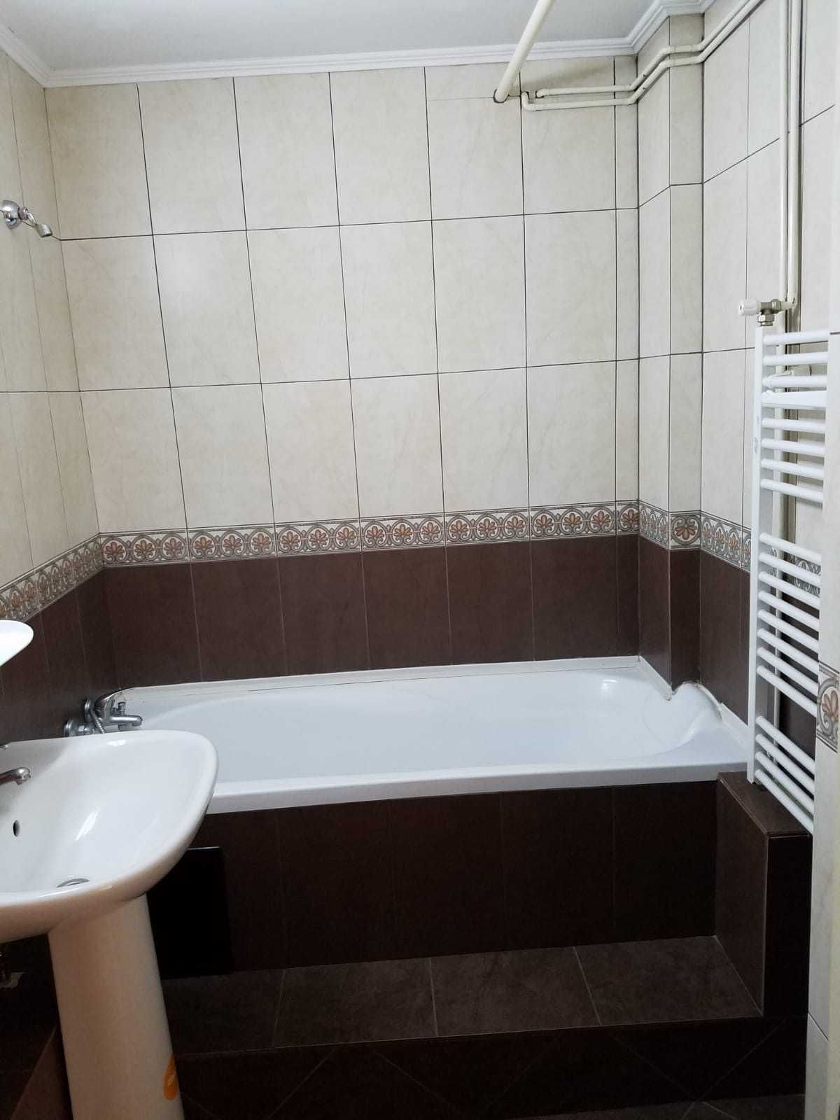 Închiriez apartament  BOLINTIN VALE