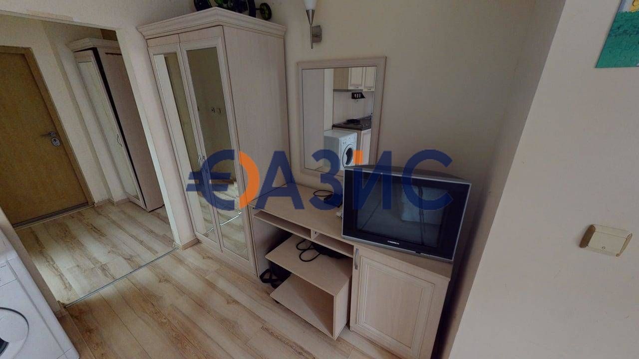 Продава се Двустаен апартамент в к.к. Слънчев бряг - 59 кв.м за 1000 €/кв.м - Снимка #3