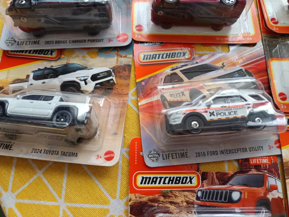 Метални колички Matchbox