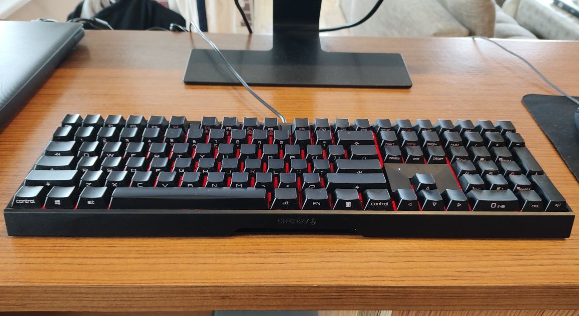 Геймърска механична клавиатура Cherry MX Board 3.0S (с гаранция)