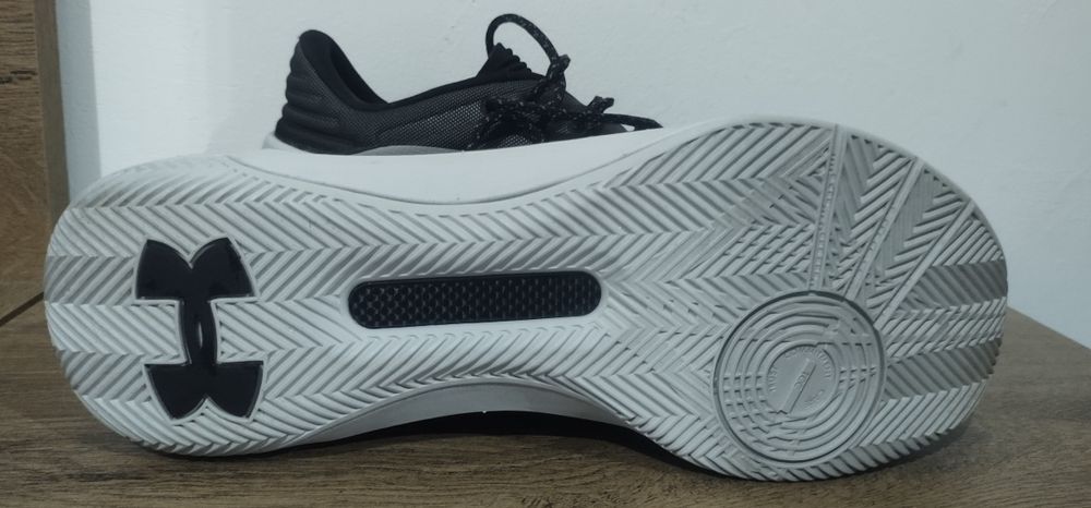 Under Armour Curry Low 3