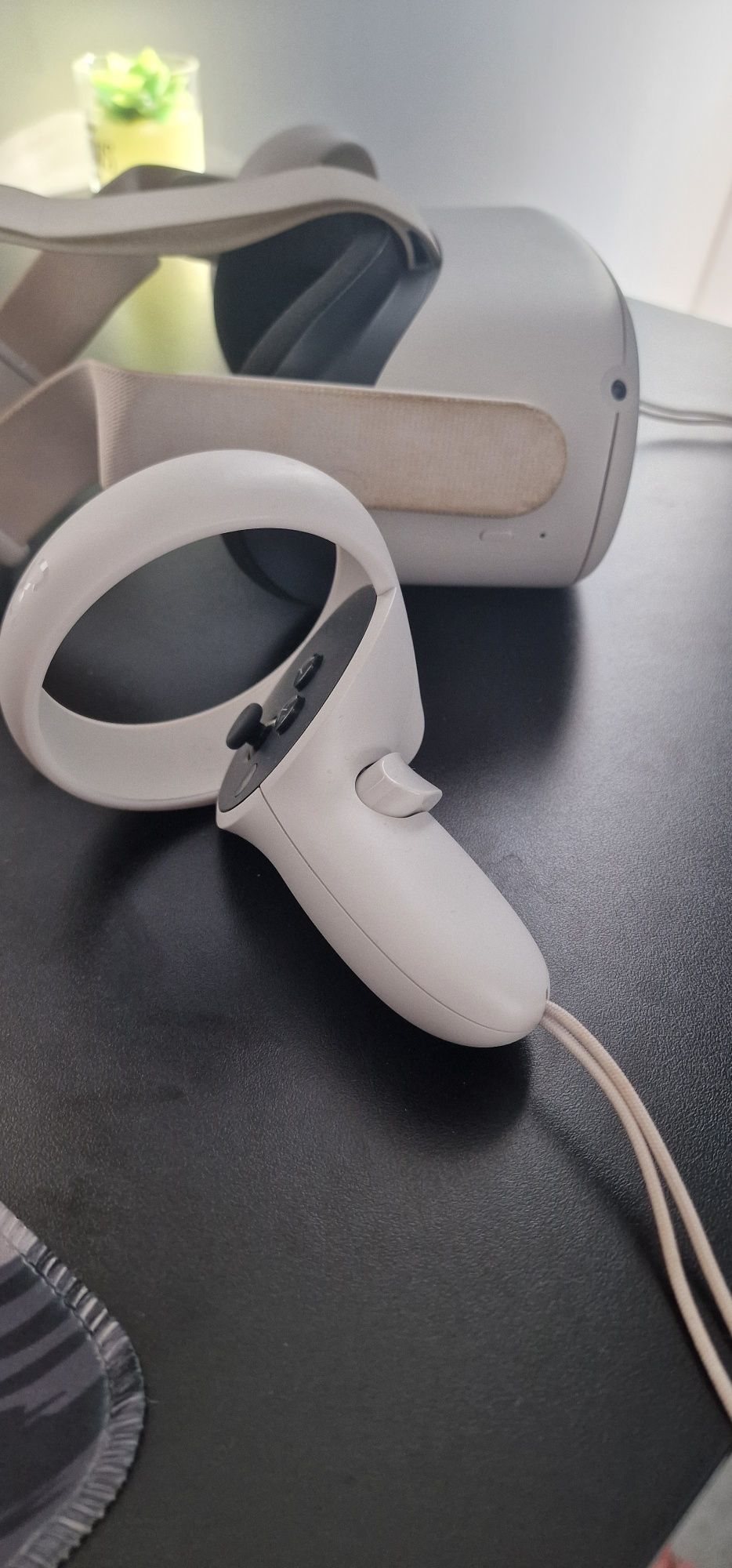 Oculus meta quest 2 ОТЛИЧНО СЪСТОЯНИЕ