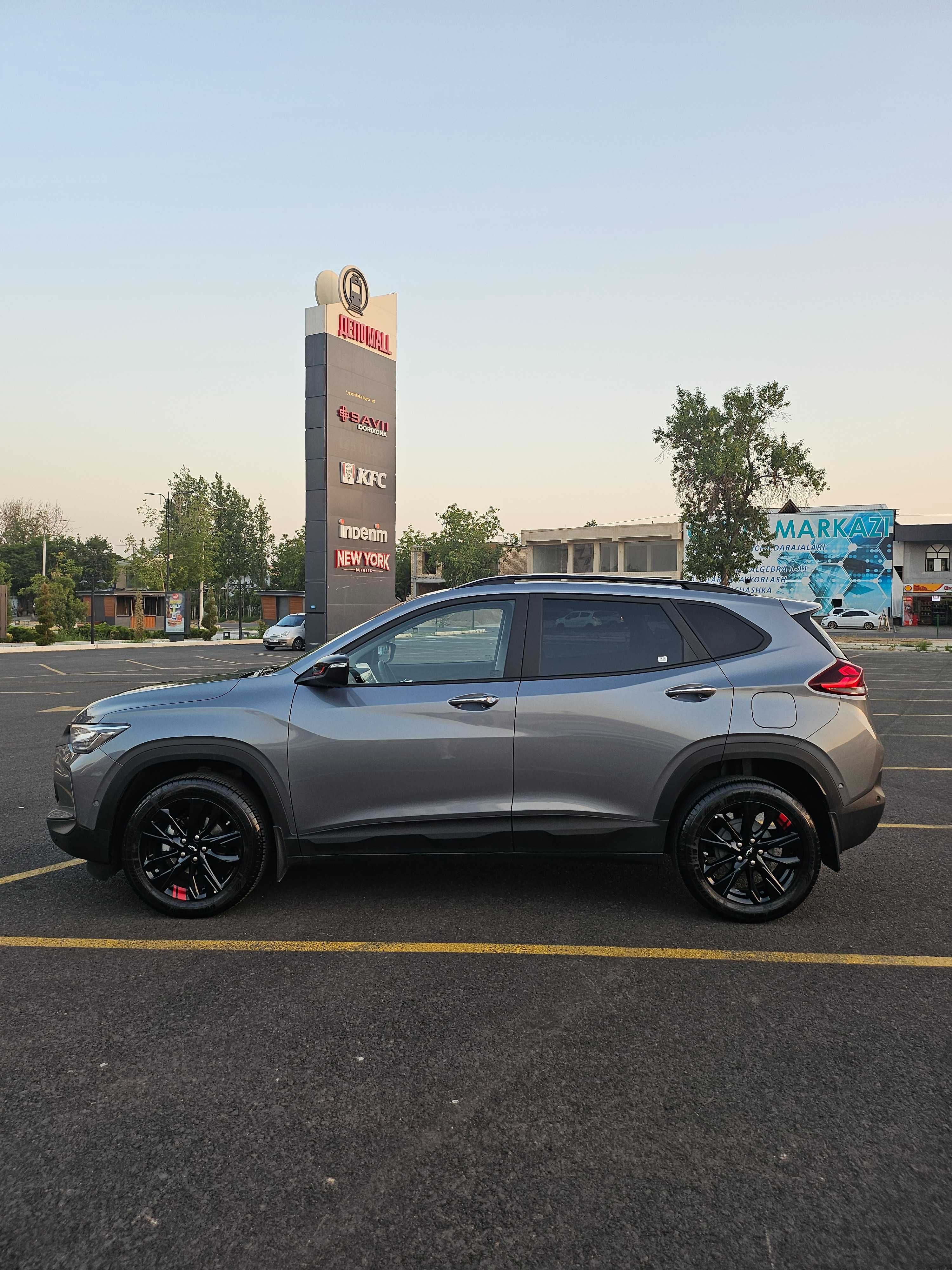 Chevrolet Tracker 2 Redline 2024