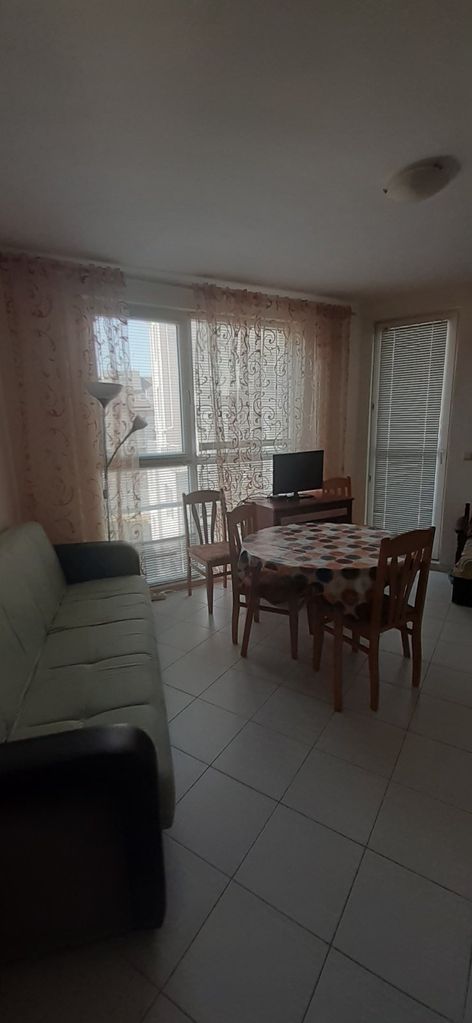 Продава се Едностаен апартамент в Поморие - 42 кв.м за 1381 €/кв.м - Снимка #2