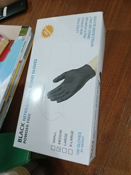 Перчатки нитриловые