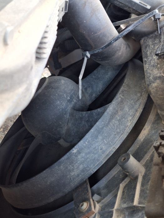 Ventilator electric radiator in carcasa SKODA FABIA 6Y2 1999 - 2008 1.