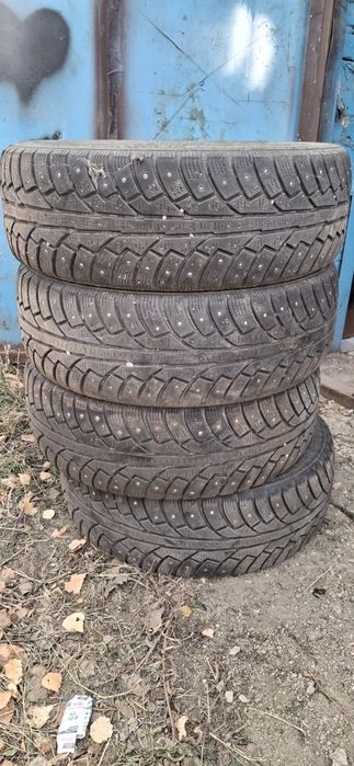 Продам резину R15 195 x 65